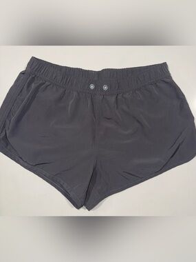 Suzzi Women’s Active Shorts in Charcoal Gray